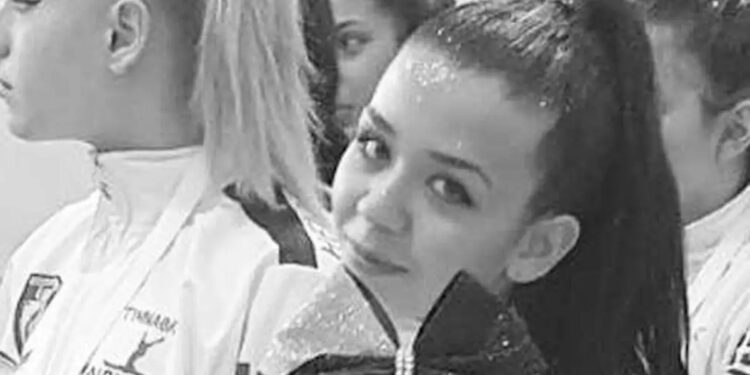 Alldaynews.gr Αρχαία τραγωδία στο τελευταίο αντίο της 19χρονης: Κηδεύτηκε η Άσπα που σκοτώθηκε σε τροχαίο με τον φίλο της – «Έφυγε άδικα αφήνοντας πίσω της ένα τεράστιο κενό»