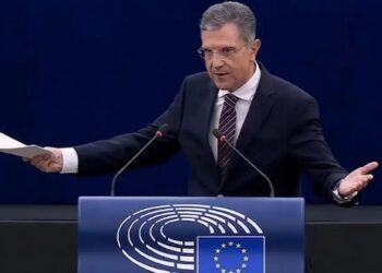 Αυτιάς σε Κομισιόν: «Ρίξτε τις τιμές του ρεύματος και βάλτε φρένο στην ακρίβεια»