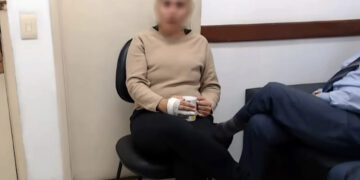 Φοιτήτρια «δηλητηρίαζε κόσμο» – Χαιρόταν να τους συναναστρέφεται για να βλέπει τις συνέπειες (video)