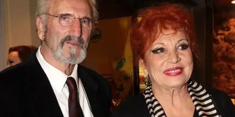 Alldaynews.gr Νικήτας Τσακίρογλου: «Η Χρυσούλα Διαβάτη μπήκε τρεις φορές στο νοσοκομείο, οι γιατροί δεν μπόρεσαν να τη βοηθήσουν»