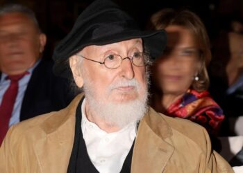 Σαββόπουλος – Η τελευταία συγκλονιστική του συνέντευξη: «Δεν πρόλαβα όμως να τους πω… σ’ αγαπώ»