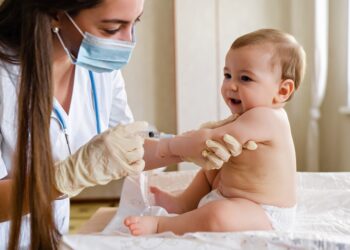 Νέο εμβόλιο για τα μωρά: Ποιο είναι το μονοκλωνικό αντίσωμα κατά του ιού RSV – Μπαίνει στο πρόγραμμα εμβολιασμών στα νεογέννητα