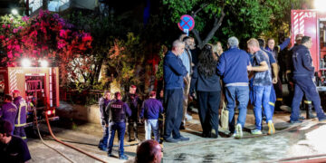 Alldaynews.gr ΕΚΤΑΚΤΟ – Οικογενειακή Τραγωδία: Νεκροί μάνα και γιος από φωτιά – Σώθηκε ο δεύτερος γιος, πηδώντας από το μπαλκόνι