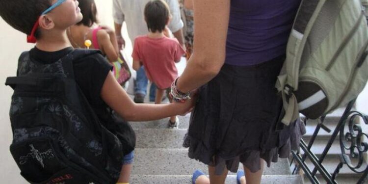 Alldaynews.gr Έξτρα άδεια στις 11 Δεκεμβρίου για γονείς μαθητών