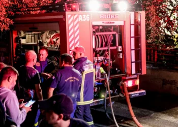 ΕΚΤΑΚΤΟ – Οικογενειακή Τραγωδία: Νεκροί μάνα και γιος από φωτιά – Σώθηκε ο δεύτερος γιος, πηδώντας από το μπαλκόνι