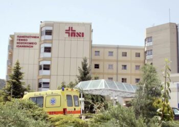 Alldaynews.gr Πατέρας στην Ήπειρο έδωσε το νεφρό του για να σωθεί ο 31χρονος γιος του