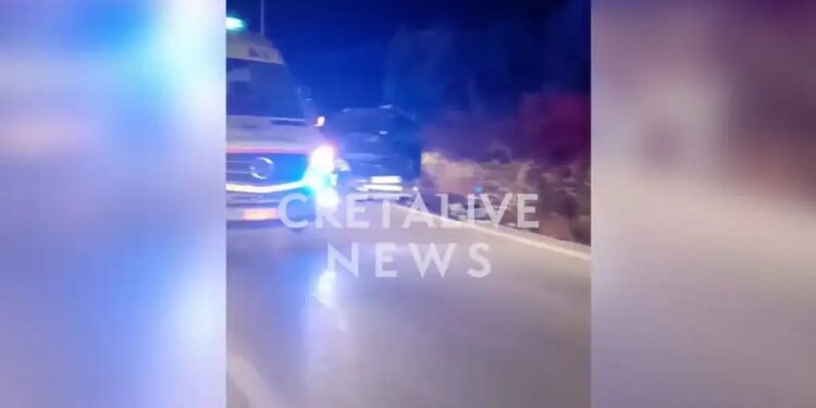 ΕΚΤΑΚΤΟ – Σοβαρό τροχαίο πριν από λίγο: Μητέρα με παιδί στο πίσω κάθισμα – Διασωληνώθηκε ο ανήλικος (video)