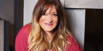 Alldaynews.gr Τζόυς Ευείδη: «Σκέφτομαι να γράψω την περιουσία μου στα σκυλιά μου»