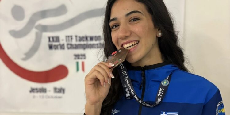 Alldaynews.gr Η Κάλλια Στεφανουδάκη της Σχολής Αστυφυλάκων «σάρωσε» στα μετάλλια στο Παγκόσμιο Πρωτάθλημα Τάε Κβον Ντο στην Ιταλία