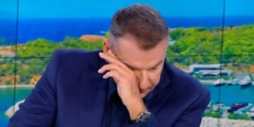 Alldaynews.gr Λύγισε ο Γιώργος Λιάγκας μιλώντας με τον Πλακιά: «Νίκο, είναι σαν να είχα κι εγώ άνθρωπο στο τρένο» (video)