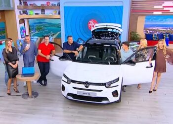 Τον κάλεσαν γιατί κέρδισε το αυτοκίνητο και εκείνος απείλησε ότι θα πάρει την αστυνομία – Το απίστευτο σκηνικό στην εκπομπή του Λιάγκα