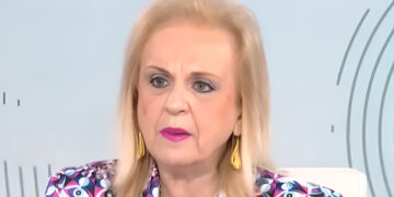 Alldaynews.gr Ματίνα Παγώνη για το εμβόλιο της γρίπης: «Τα παιδιά ιδιαίτερα στο σχολείο πρέπει το εμβόλιο να το κάνουν γιατί το ένα μεταδίδει στο άλλο»
