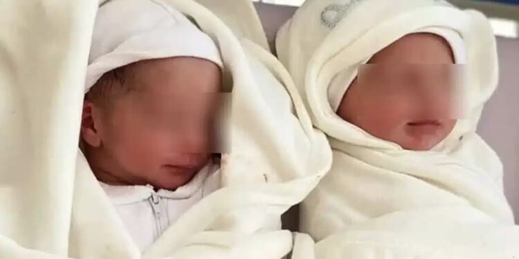 Αδιανόητη τραγωδία: Νεκρά δίδυμα μωρά – Στο στόχαστρο η μητέρα με τον αρραβωνιαστικό της (video)