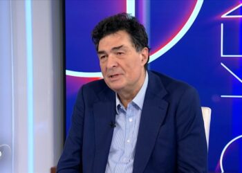 Έντονη ενόχληση Μαξίμου με τον Αλέξη Παπαχελά