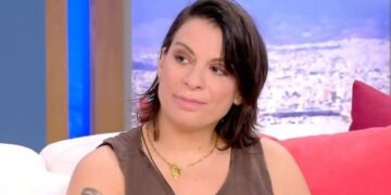 Alldaynews.gr Αποκάλυψη από την τραγουδίστρια Πένυ Σκάρου: «Με βίασε ένας άντρας 70 χρονών και έμεινα έγκυος – Μου έριξε κάτι μέσα στο ποτό και δεν θυμάμαι τίποτα»