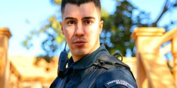 Alldaynews.gr Τάσος Ποτσέπης: Ο συνοριοφύλακας του «αγάπη μόνο» στην έξοδο από την ΕΛ.ΑΣ.