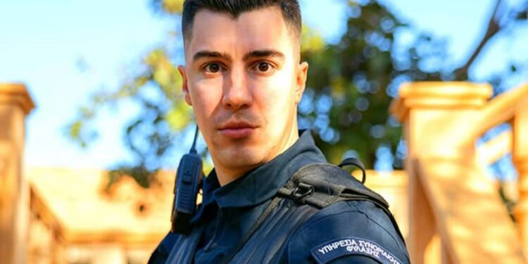Alldaynews.gr Τάσος Ποτσέπης: Ο συνοριοφύλακας του «αγάπη μόνο» στην έξοδο από την ΕΛ.ΑΣ.