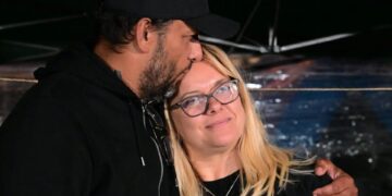 Alldaynews.gr Όλοι αποθεώνουν την Μιρέλα Ρούτσι – Είπε για τον σύζυγο της και τον Μητσοτάκη από που δεν τόλμησε κανένας