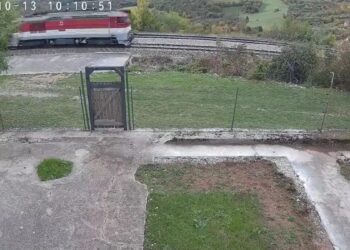 Ντοκουμέντο: Η στιγμή της μετωπικής σύγκρουσης των τρένων express – Βίντεο