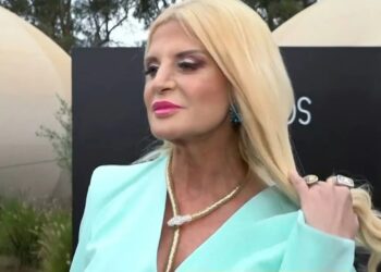 Μαρίνα Σταυράκη: Με θαυμάζουν ως καθηγήτρια, οι μαθητές μου με λατρεύουν