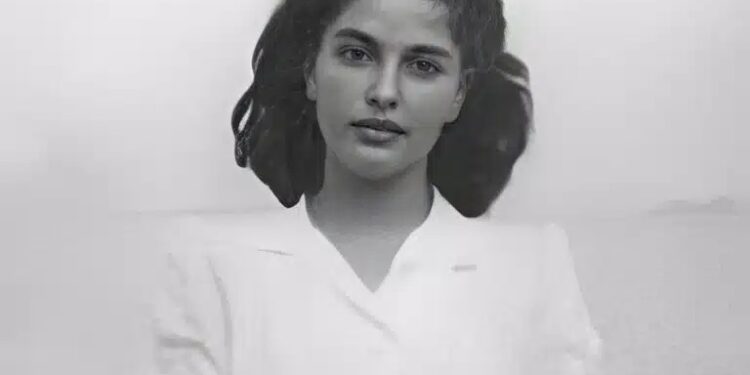 «Ήταν ένα θηρίο 8 μέτρων»: Η άγρια μέρα που ένας λευκός καρχαρίας κατασπάpαξε τη 16χρονη, Βάντα, στην Κέρκυρα