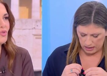 Alldaynews.gr Έξαλλη η Ζωή Κωνσταντοπούλου σηκώθηκε και έφυγε on air γιατί ενοχλήθηκε από ερώτηση για το βιβλίο του Τσίπρα