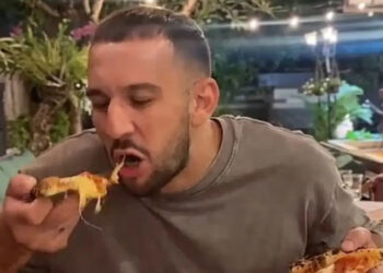Νεκρός στα 30 του influencer που έτρωγε 10.000 θερμίδες την ημέρα σε ακραίο «μαραθώνιο φαγητού»