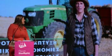 Σόου της Ζώης Κωνσταντοπούλου με τη βοήθεια του ΑΙ: Η πρόεδρος της Πλεύσης Ελευθερίας ως πυροσβέστης, αγρότισσα και αρχαία Ελληνίδα