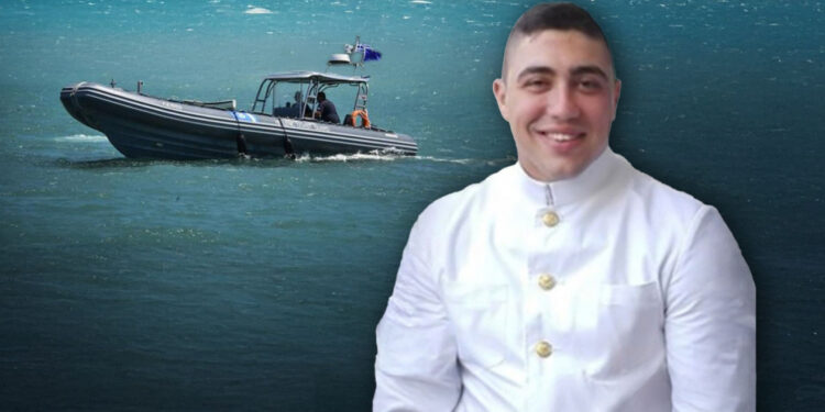 «Τον σκότωσαν και τον κρέμασαν για να φανεί αυτοκτονία» – Η μητέρα του λιμενικού σπάει τη σιωπή της (video)