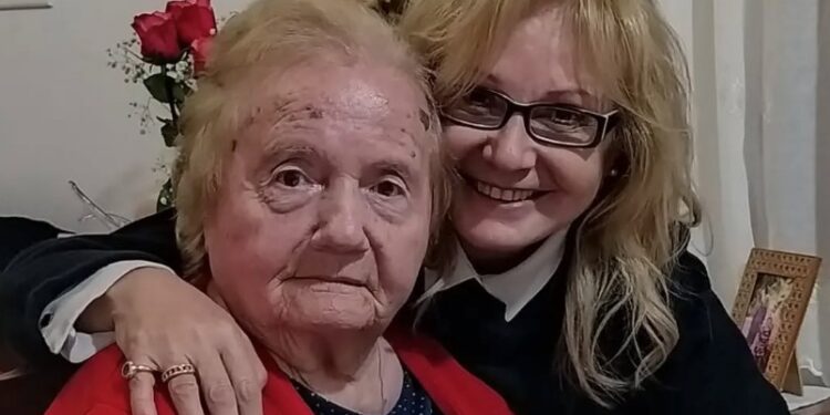 Βαρύ πένθος για την Αγγελική Νικολούλη – Πέθανε η μητέρα της