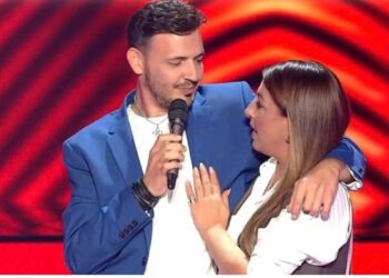 The Voice: Έχασε 50 κιλά, έβαλε μαλλιά, έφτιαξε δόντια κι επέστρεψε για να δηλώσει συμμετοχή στην Eurovision