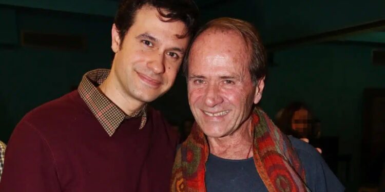 Ντίνος Αυγουστίδης: Η σπάνια εμφάνιση με την 8χρονη κόρη του, Αλκυόνη