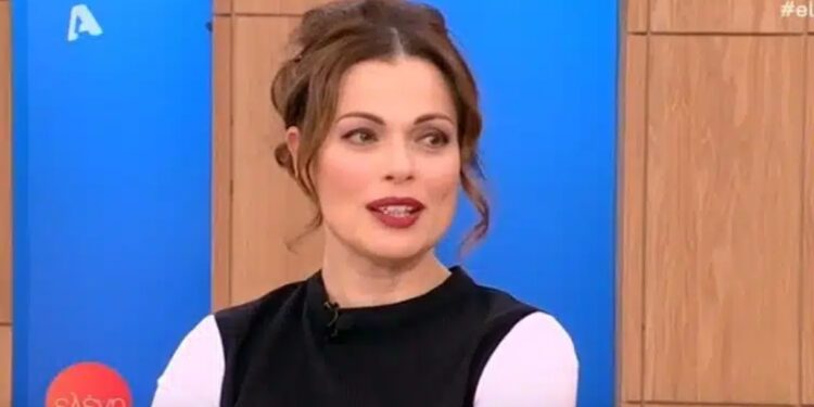 Δάφνη Λαμπρόγιαννη: «Το ρήμα “σέβομαι” είναι το λιγότερο που μπορώ να πω για τους γονείς μου»