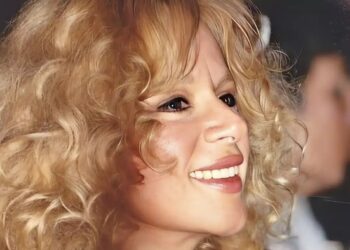 «Όταν μιλούσε μοσχομύριζε το στόμα της»: Το κόλπο της Αλίκης Βουγιουκλάκη με το άρωμα για να μοσχοβολά πάντα η ανάσα της