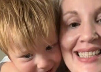 «Νόμιζα πως άρχισα να ξεχνάω λόγω της γέννας… τελικά μου διέγνωσαν άνοια στα 46 μου» – Συγκλονιστική μαρτυρία