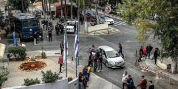 Βεντέτα στα Βορίζια: Νοσηλεύτρια στο νοσοκομείο Χανίων η 55χρονη που έπαθε ανακοπή από τους πυροβολισμούς