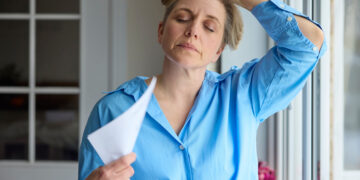 Προκλιμακτήριος: Τα πρώτα σημάδια πριν την εμμηνόπαυση