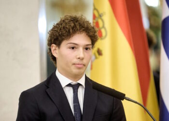 Η Ουγγαρία βράβευσε με το «Χρυσό Μετάλλιο Τιμής» τον 21χρονο Αναστάσιο Γκαρίπη – Είχε σώσει πατέρα και κόρη από πνιγμό