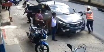 Συγκινεί ο Ιωακείμ Υφαντίδης που τερμάτισε τελευταίος στον Μαραθώνιο – «Η ζωή είναι όμορφη» (video)