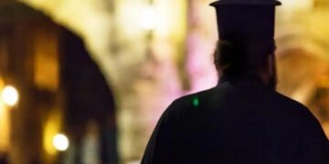 Ιερέας στην Άρτα βίαζε 7χρονο κορίτσι για χρόνια ακόμη και μέσα στην εκκλησία