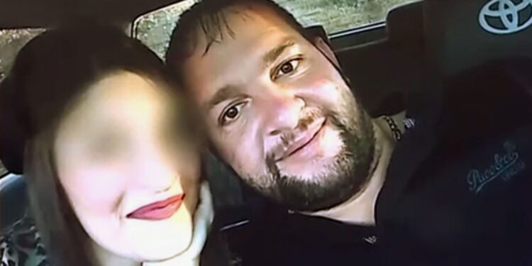 Ξέσπασε η χήρα του Καργάκη: «Αυτοί οι χοίροι ρίξανε τη βόμβα» – «Πράμα δεν απαντώ» λέει η αδελφή του για την έκκληση για σασμό