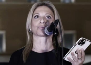 Καρυστιανού: «Ο Μητσοτάκης είναι το χάος – H λύση ετοιμάζεται πολύ γοργά, θα βγάλει και τον ηγέτη της»