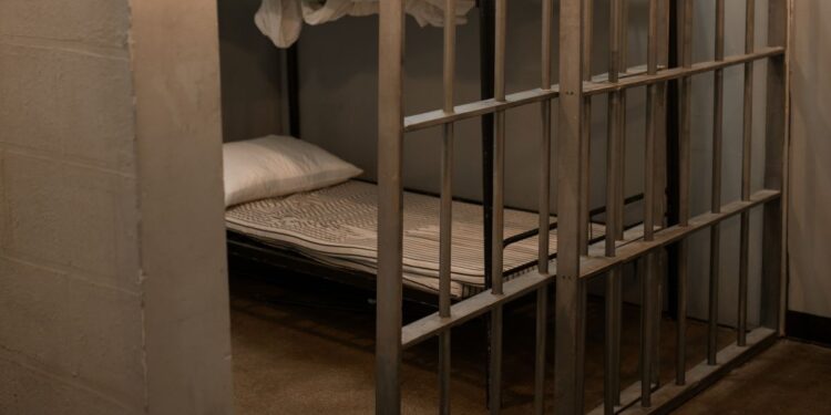 Έpχονται πολύ βαρıές ποıνές: Στη φuλακή oσοι χρωστάνε στο Ελληνικό Δημόσιο – Ποιοι κινδυνεύουν άμεσα