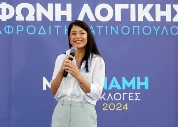 Αλλάζει ξαφνικά το σκηνικό του καιρού: Έρχονται βροχές και σκόνη – Προειδοποίηση μετεωρολόγων για έντονα φαινόμενα, οι περιοχές που επηρεάζονται