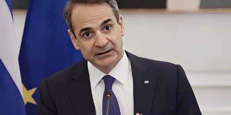 Alldaynews.gr Ο Πέτρος Κωστόπουλος ξέσπασε: «Ο Βασίλης Μπισμπίκης έγινε ξεφτίλα, θέλω να ακούσω το όνομα της δημοσιογράφου που συνελήφθη»