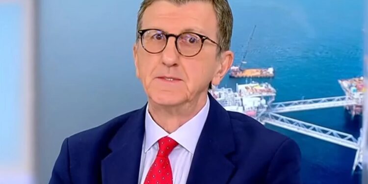 Alldaynews.gr O Πορτοσάλτε ενοχλήθηκε που ο Πάνος Ρούτσι πήγε στο Πολυτεχνείο: «Δεν έχει καμία σχέση με αυτό»