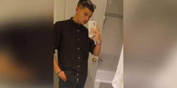 Θρήνος για τον 19χρονο Ραφαήλ που σκοτώθηκε από την έκρηξη στο πεδίο βολής – «Ήταν πολύ χαρούμενος για την άσκηση» λέει ο πατέρας του