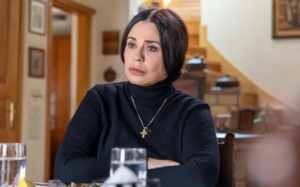 Alldaynews.gr Η Μαρία Τζομπανάκη, η «καπετάνισσα» του «Σασμού» είχε βεντέτα στην οικογένειά της: Είχαν σφάξει τον θείο της