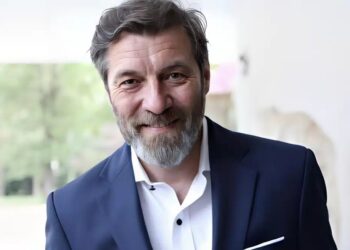 Γιάννης Στάνκογλου: «Ξυπνώ 7 το πρωί για να μαγειρέψω στα παιδιά μου – Κοντεύω πενταετία ελεύθερος»