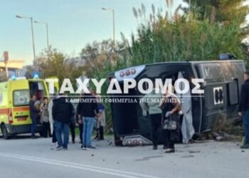 Λόγω ενός σκύλου προκλήθηκε το τροχαίο με το λεωφορείο και τις 14 τραυματίες – «Χάθηκε το φως από τα μάτια μας» (video)